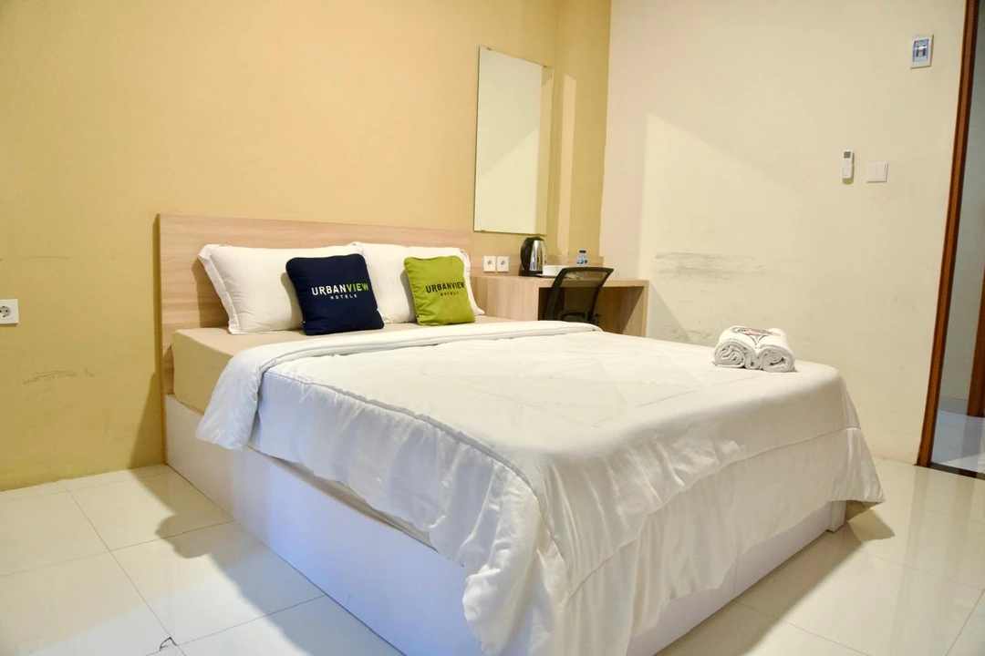 Urbanview Kamar_min
